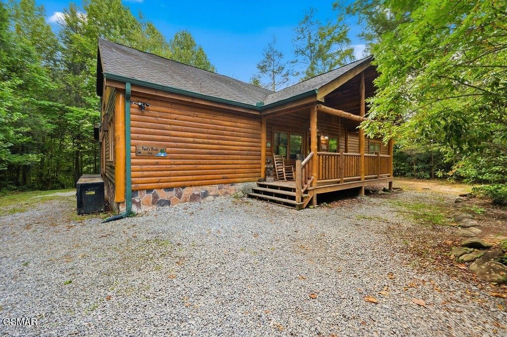 223 Amet Way Poolsrushinn, Cosby