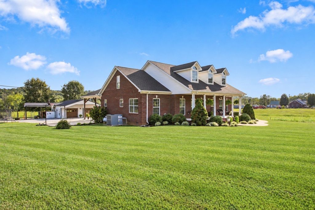4692 Cornersville Rd, Lynnville