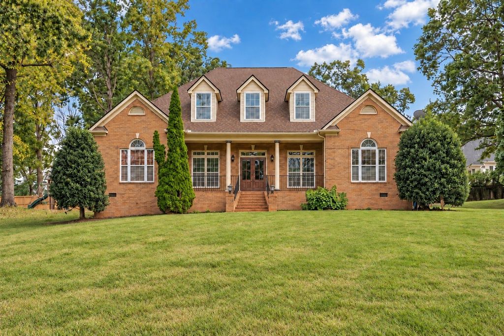 7205 Mccormick Ln, Fairview