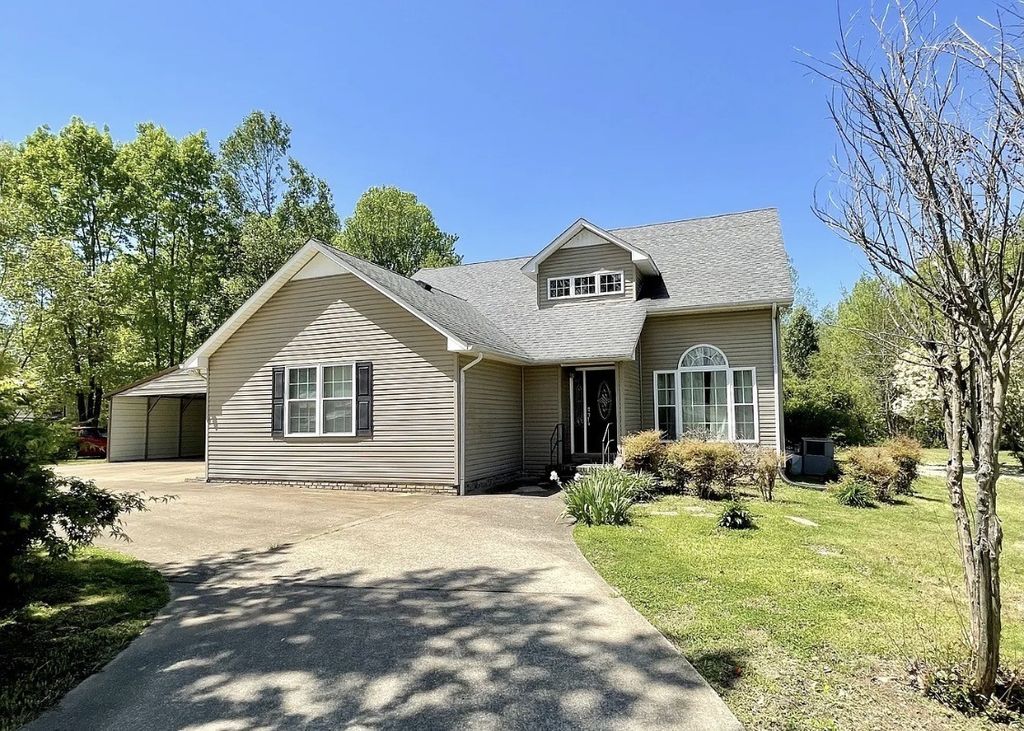 2471 Brandi Ln, Lawrenceburg