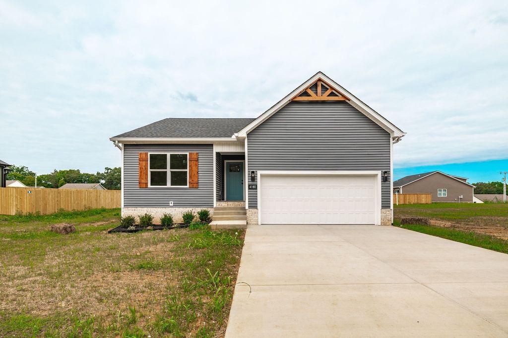 4180 Hereford Dr, Greenbrier