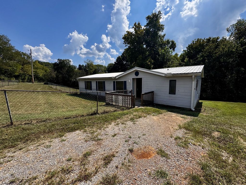 1189 Leo Baker Rd, Ashland City