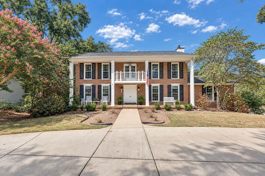 201 Long Valley Rd, Brentwood