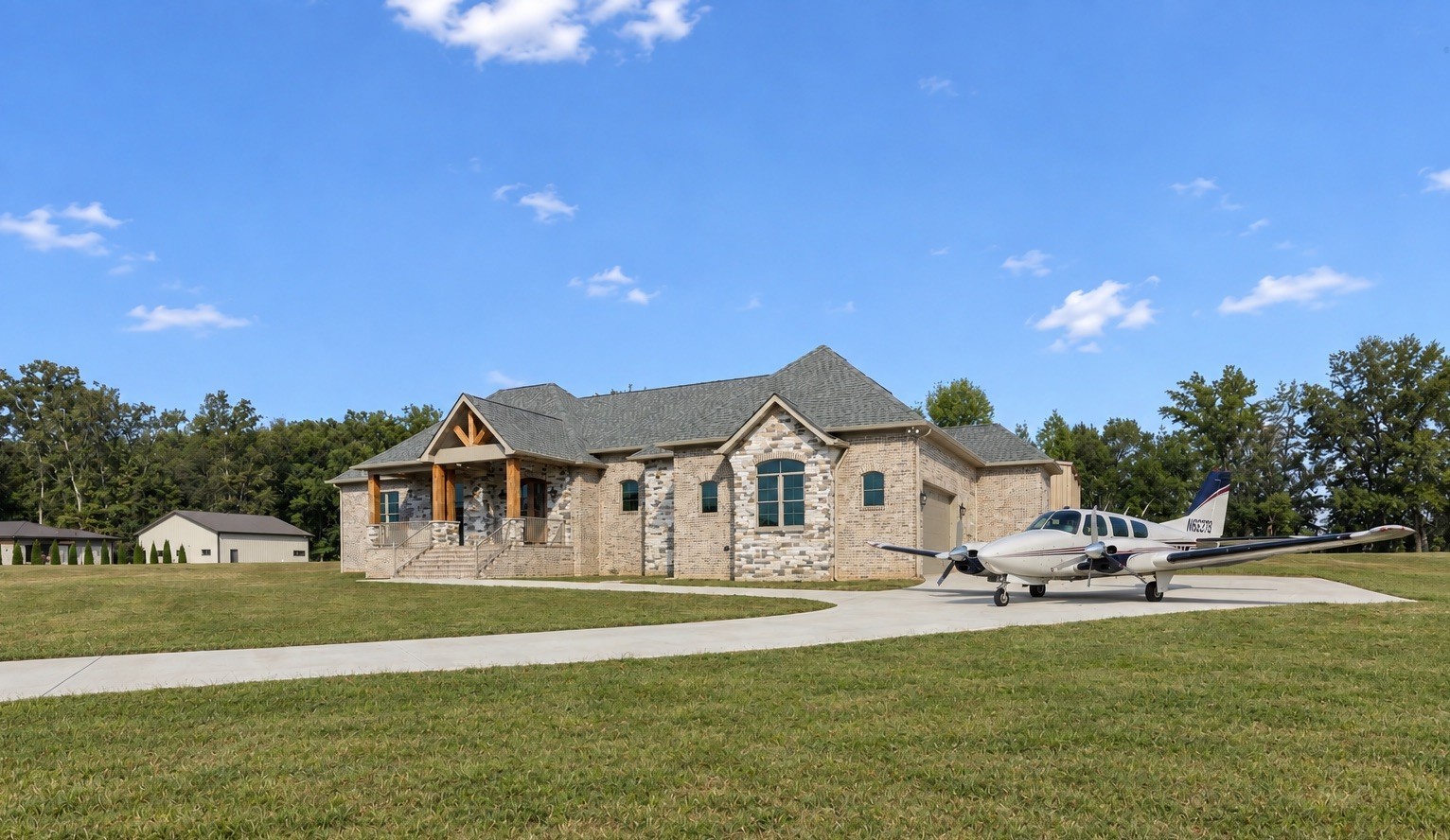 Photo of Listing #3594198