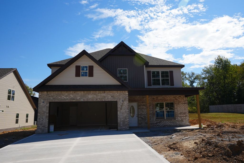 101 Sycamore Hill, Clarksville