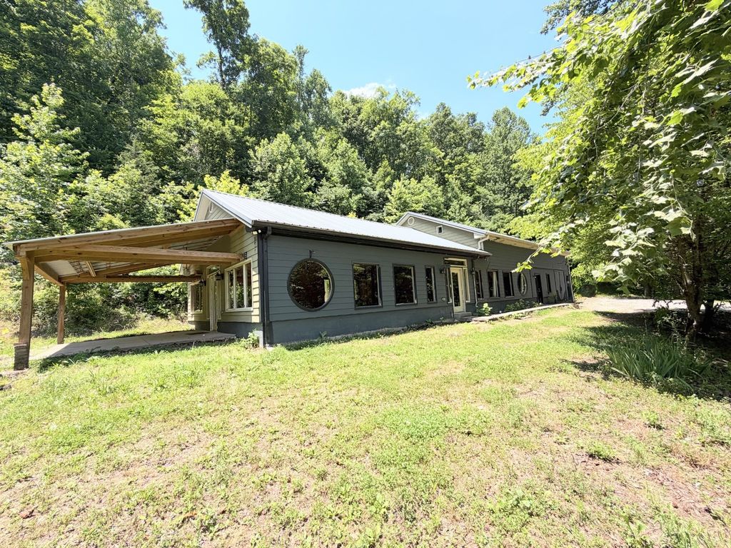 4033 New Highway 96 W, Franklin
