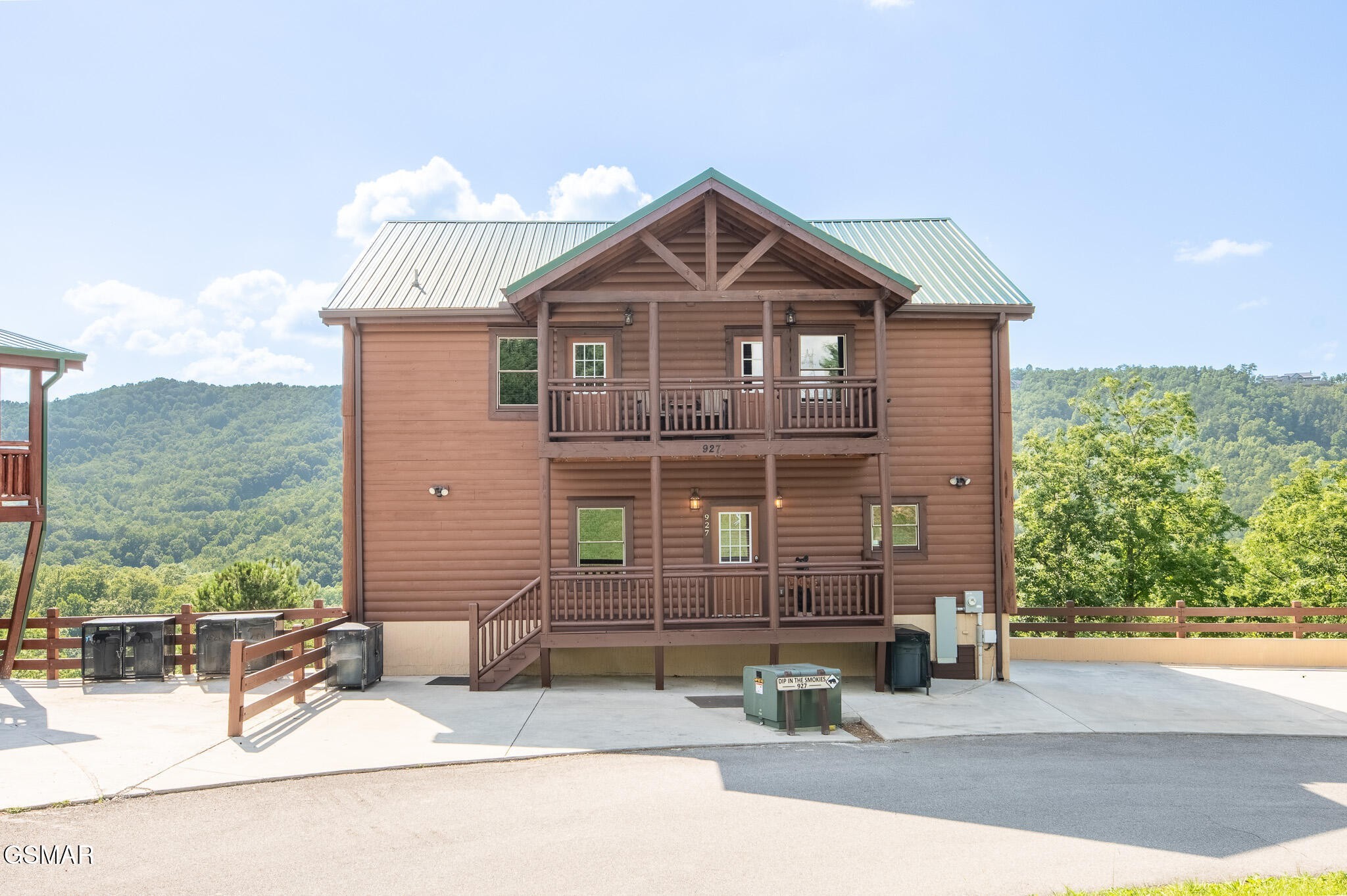 Photo of Listing #3594284
