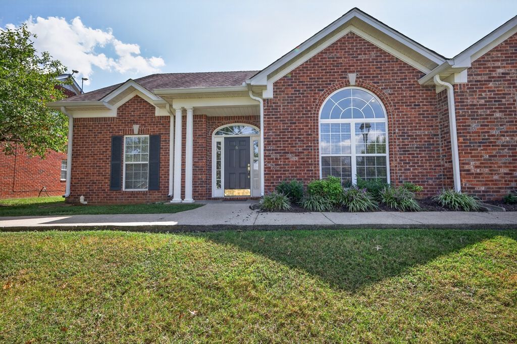 6 Ingram Ct, Lebanon