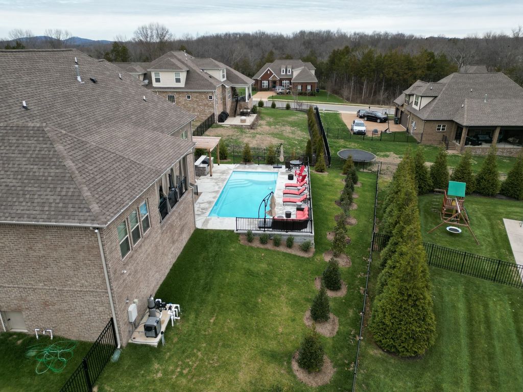 123 Newnham Bridge Dr, Nolensville