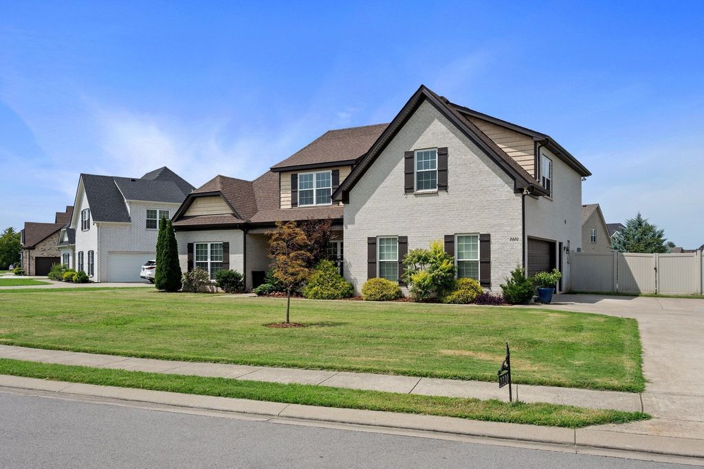 2220 Goodwin Ln, Murfreesboro
