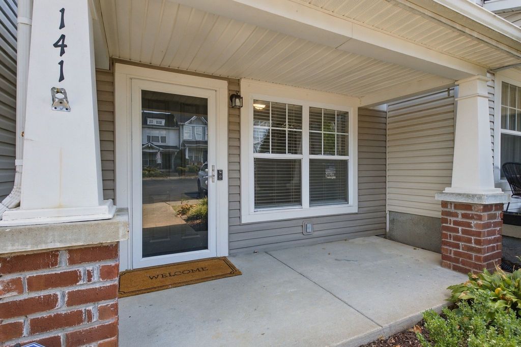 141 Shadow Glen Dr, Nashville