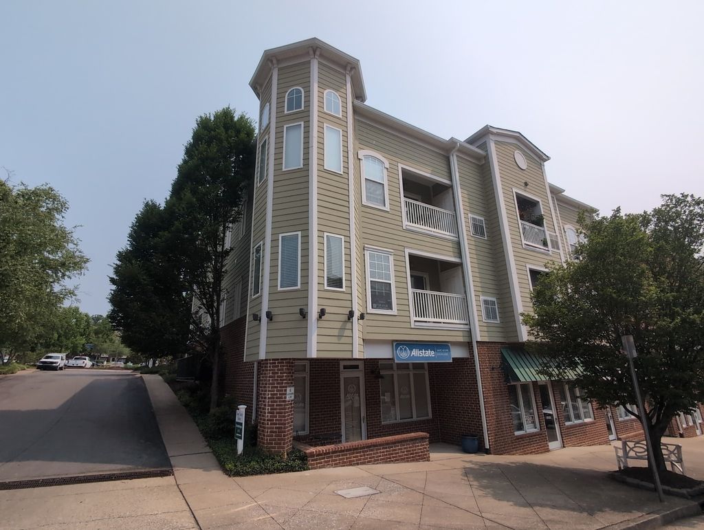 7009 Lenox Village Dr 202, Nashville