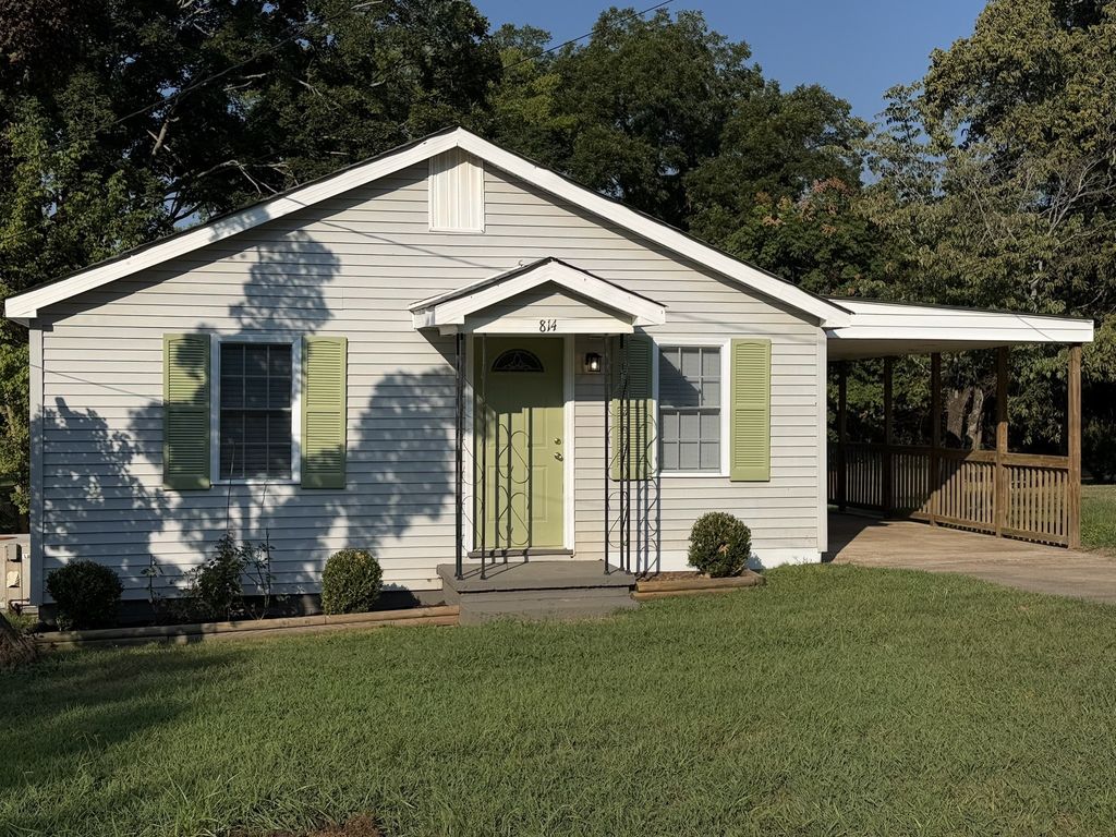 814 S High St, Winchester