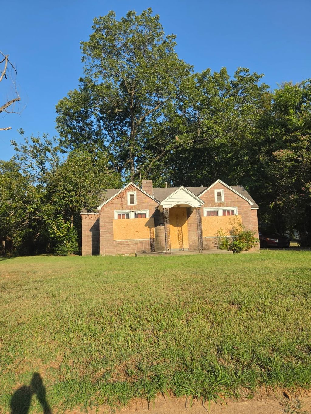 1030 Haynes St, Memphis