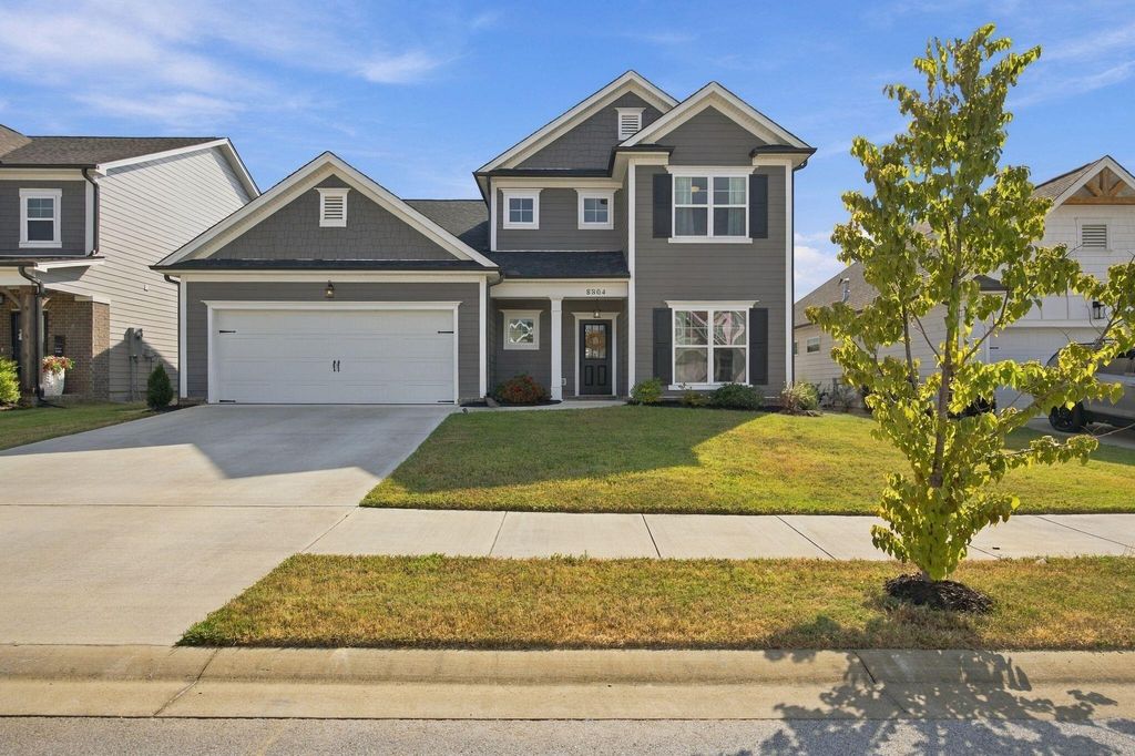 8804 Knolling Loop, Ooltewah