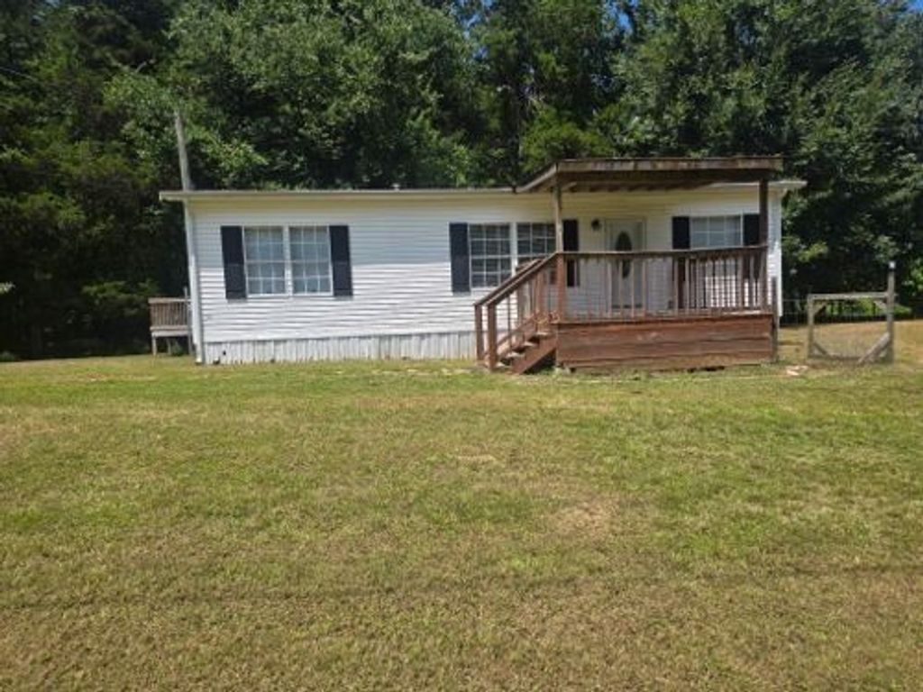 233 Sunnyfield Ln, Camden