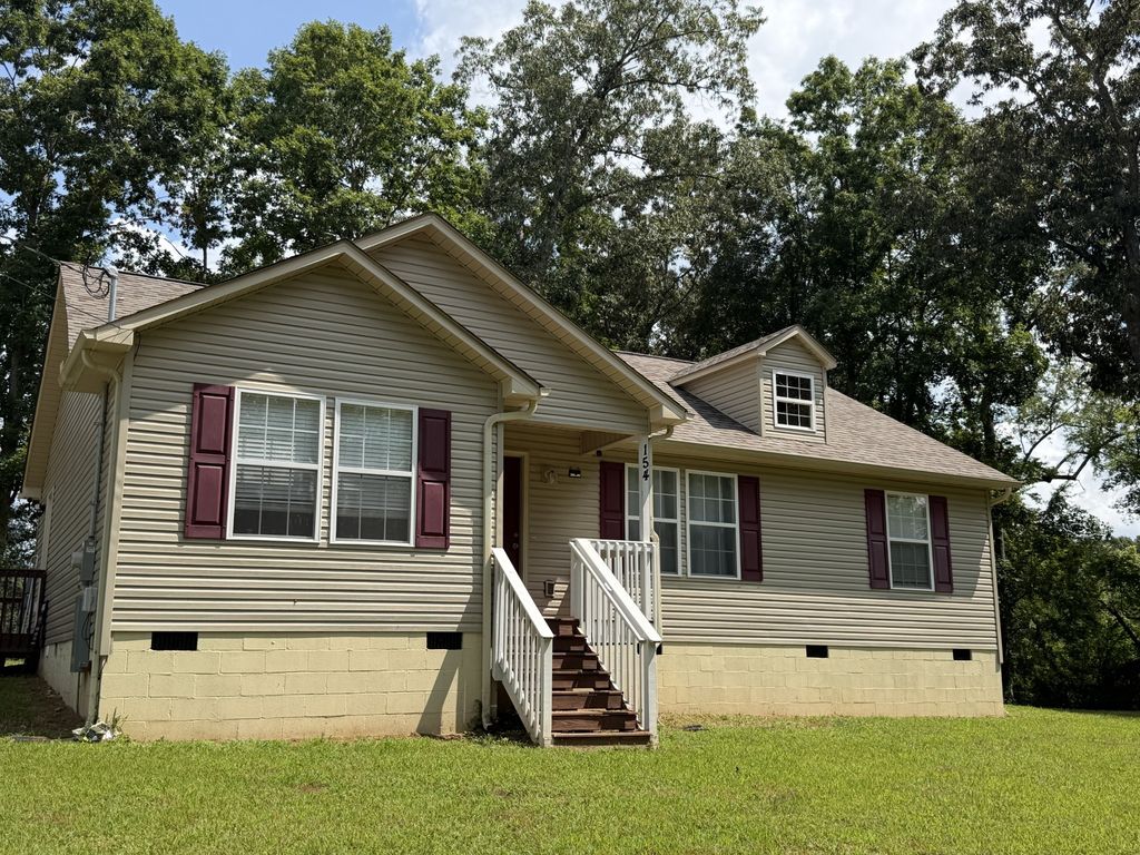 154 E Beasley Rd, Lawrenceburg