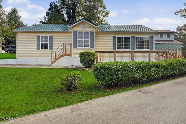 602 Whistling Swan Street, Townsend