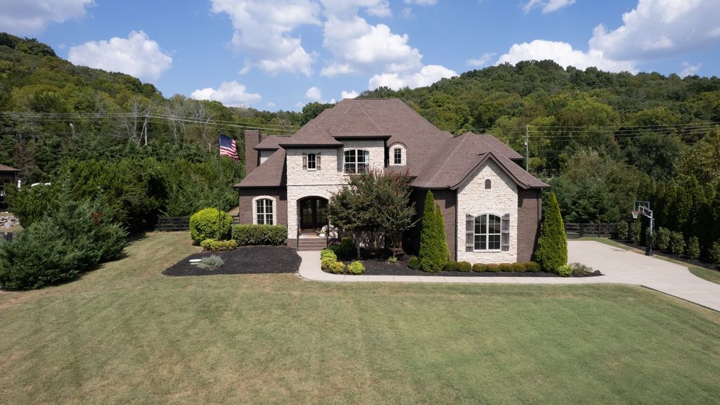 4608 Nadine Ln, Franklin
