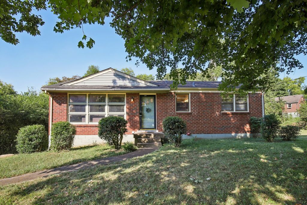 2014 Warden Dr, Nashville