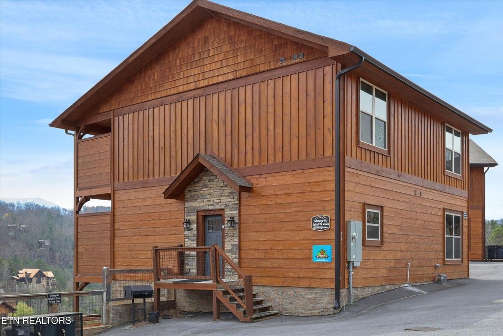 4541 Shangrila Way, Sevierville