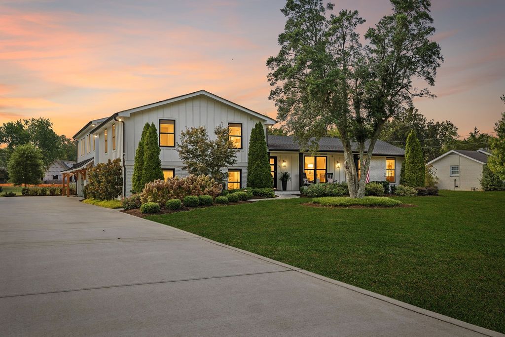 513 Mansion Dr, Brentwood