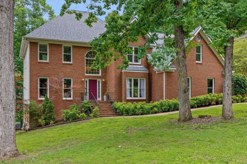 1908 Windy Oaks Lane, Hixson