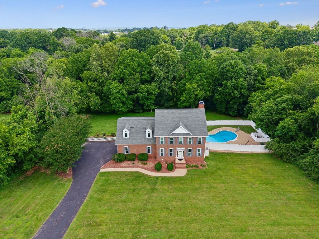 1404 Brook Dr, Columbia