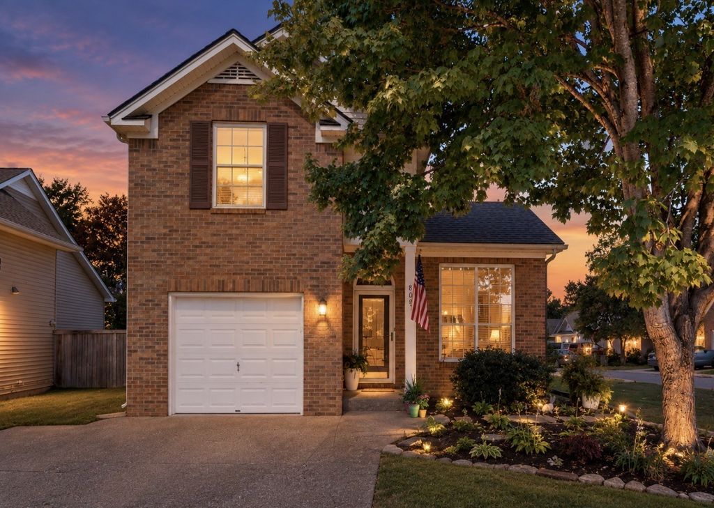 805 Brandyleigh Ct, Franklin