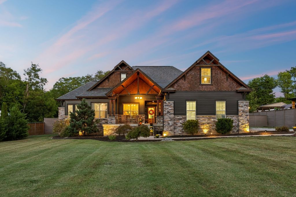 1461 Neelys Bend Rd, Madison