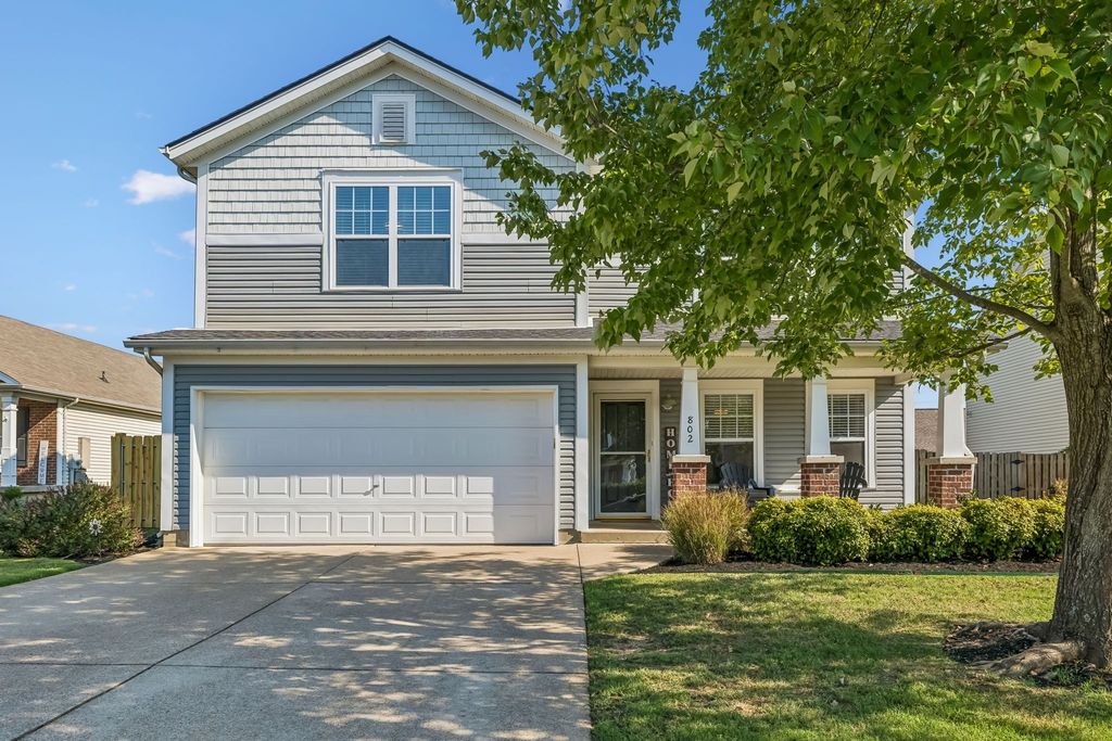 802 Brooksdale Dr, Smyrna