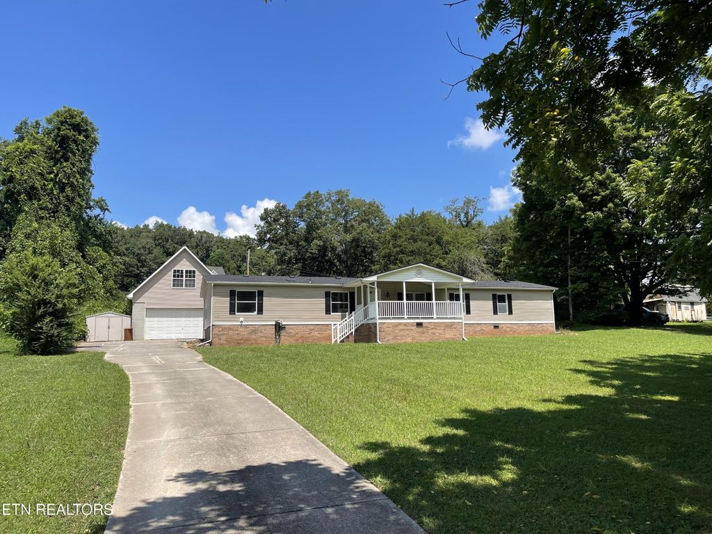 258 Old Tacora Hills Rd, Clinton