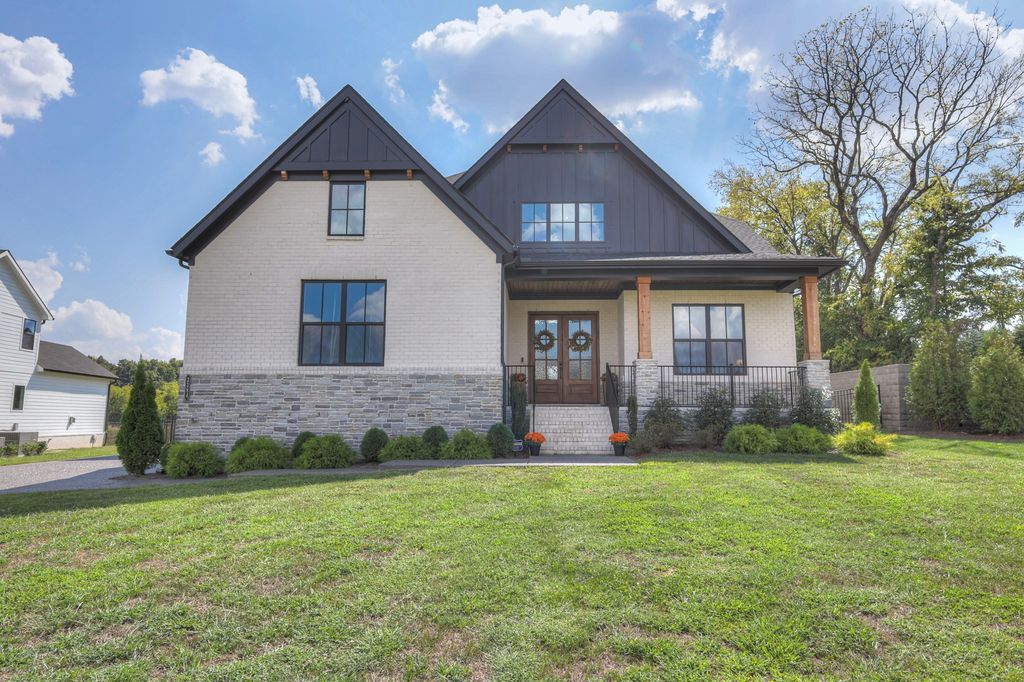 3384 Sarah Bee Ln, Thompsons Station