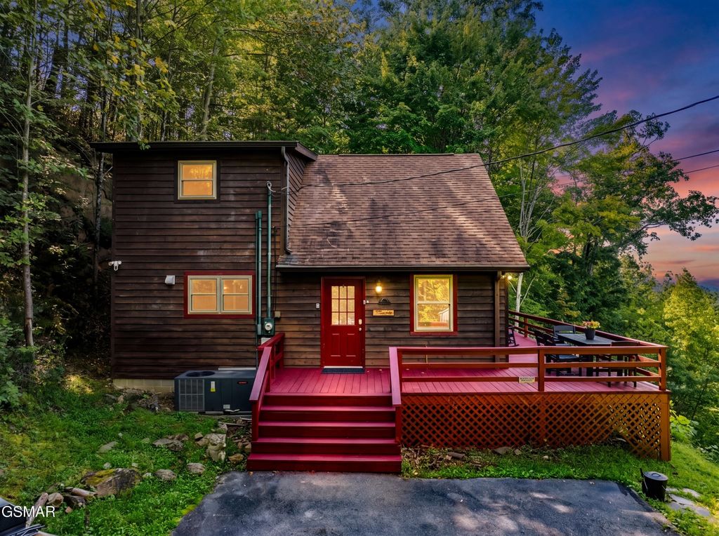 2201 Hideaway Way, Sevierville