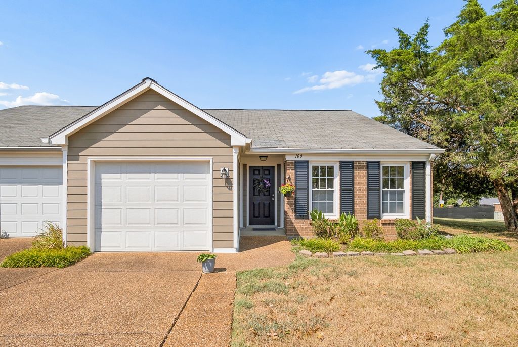 100 Cloister Dr, Nashville