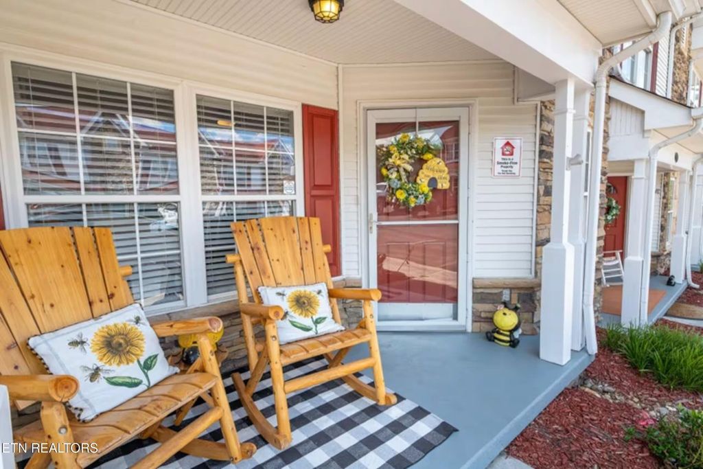 535 Orchard Valley Way 342, Sevierville