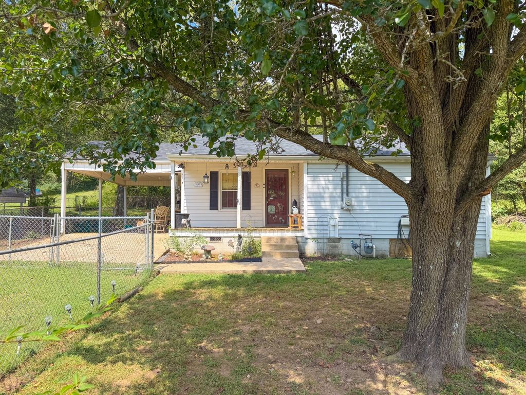 748 Powdermill Hill Rd, Lawrenceburg
