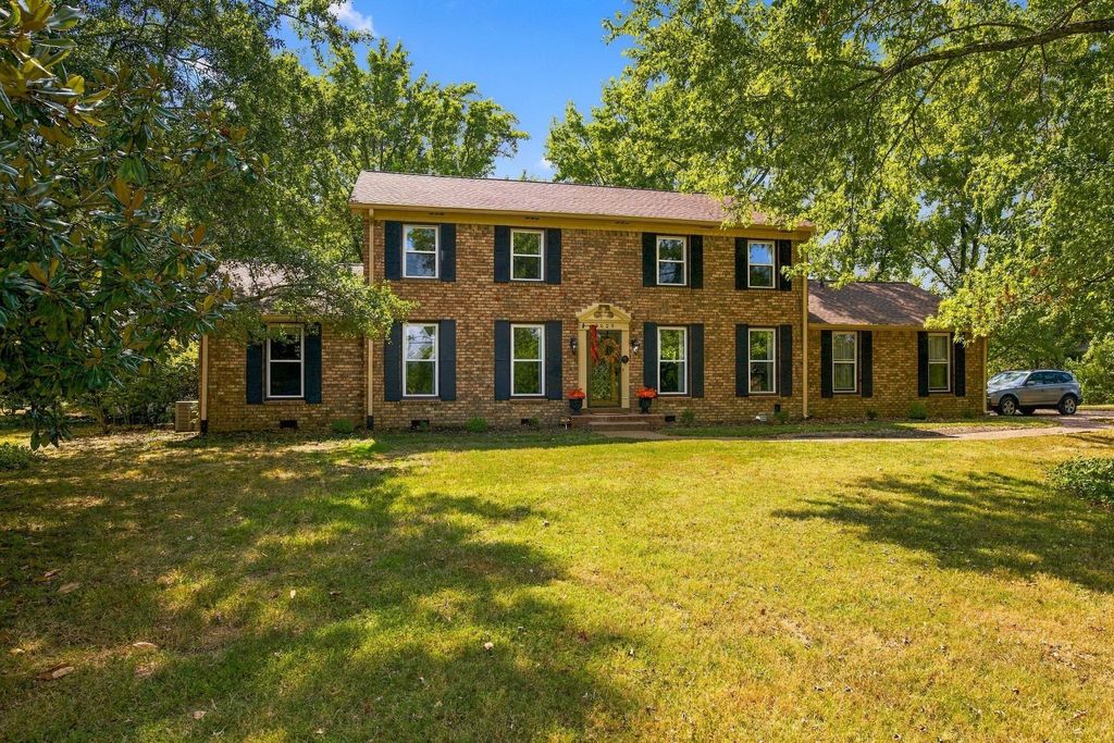 5629 Highland Way, Nashville
