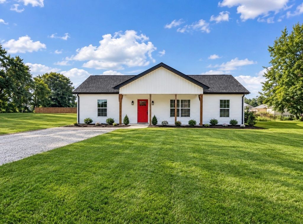 111 Cherokee Trail, Shelbyville