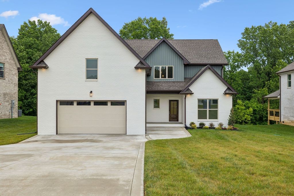 353 Young Lane, Pleasant View