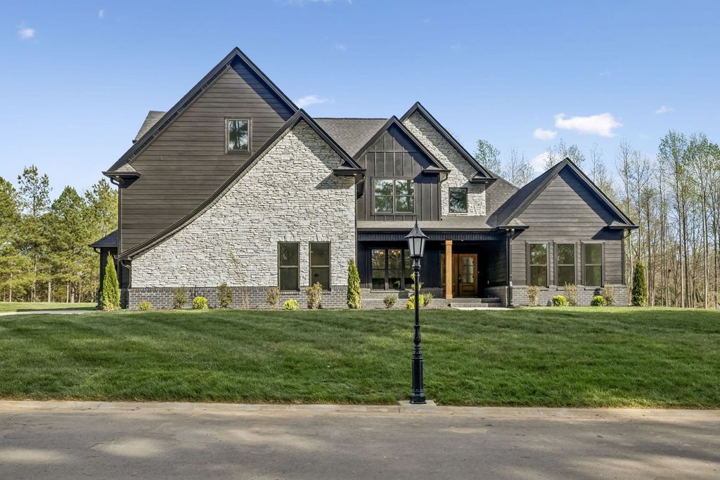 4025 Sadie Grace Way, Clarksville