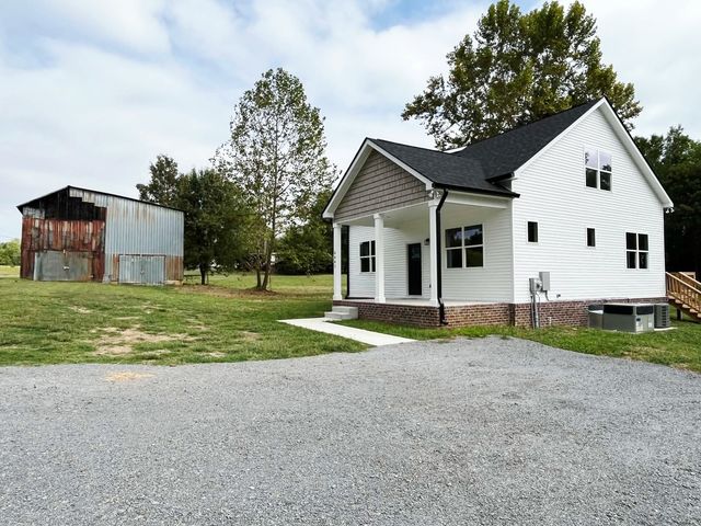 6665 Hester Rd, Springfield