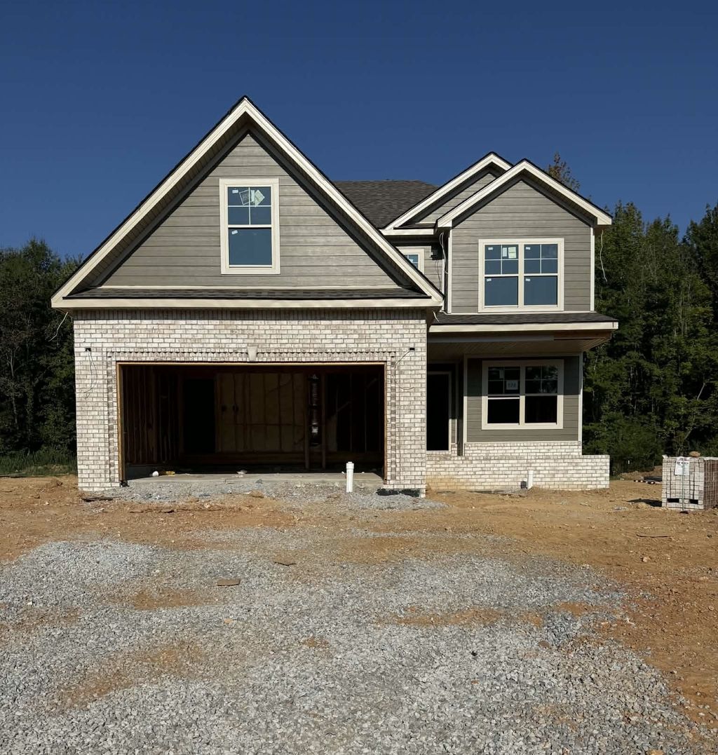 374 Hereford Farms, Clarksville