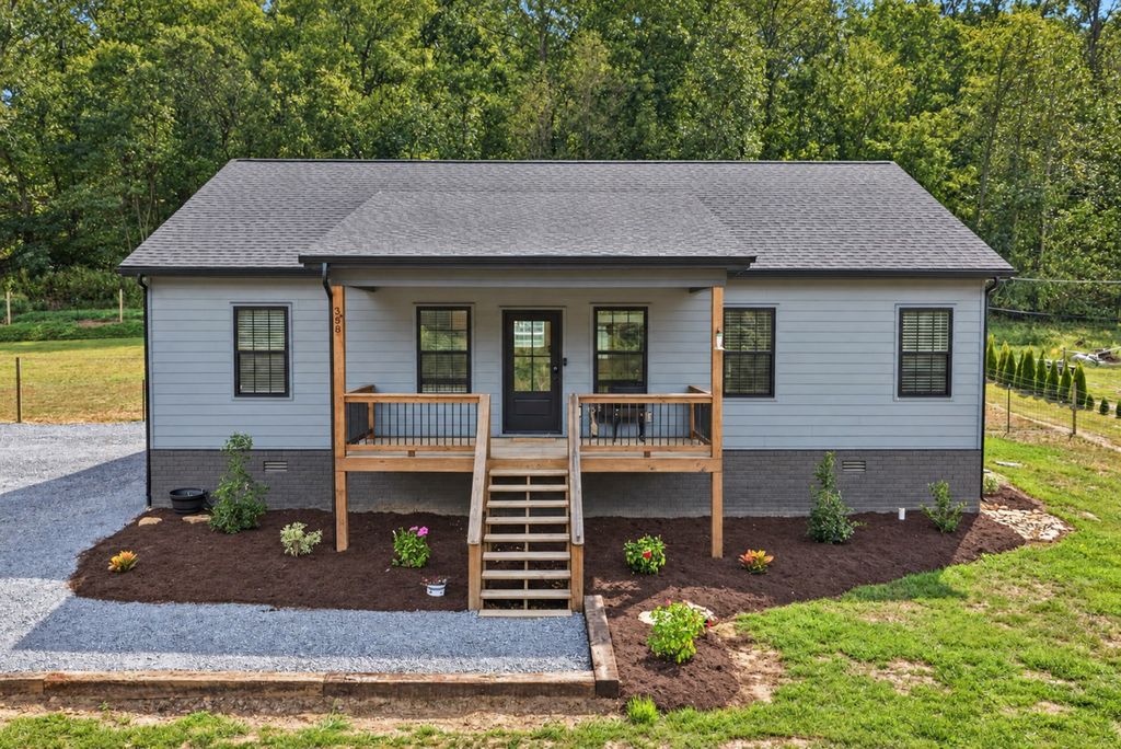 358 Beech Hill Ln, Hartsville
