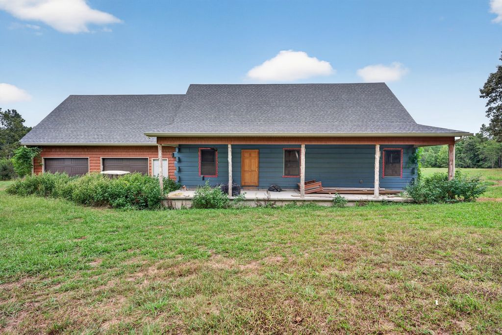 432 Meadowood Lane, Winchester