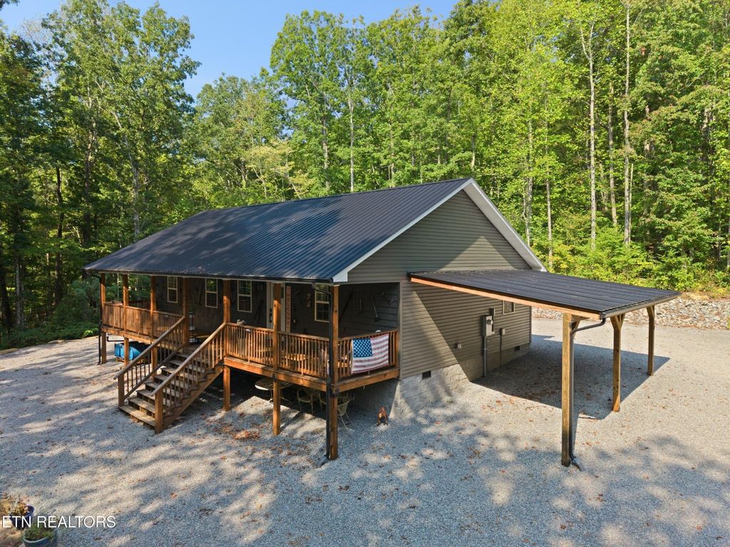329 Cheyenne Drive, Jamestown