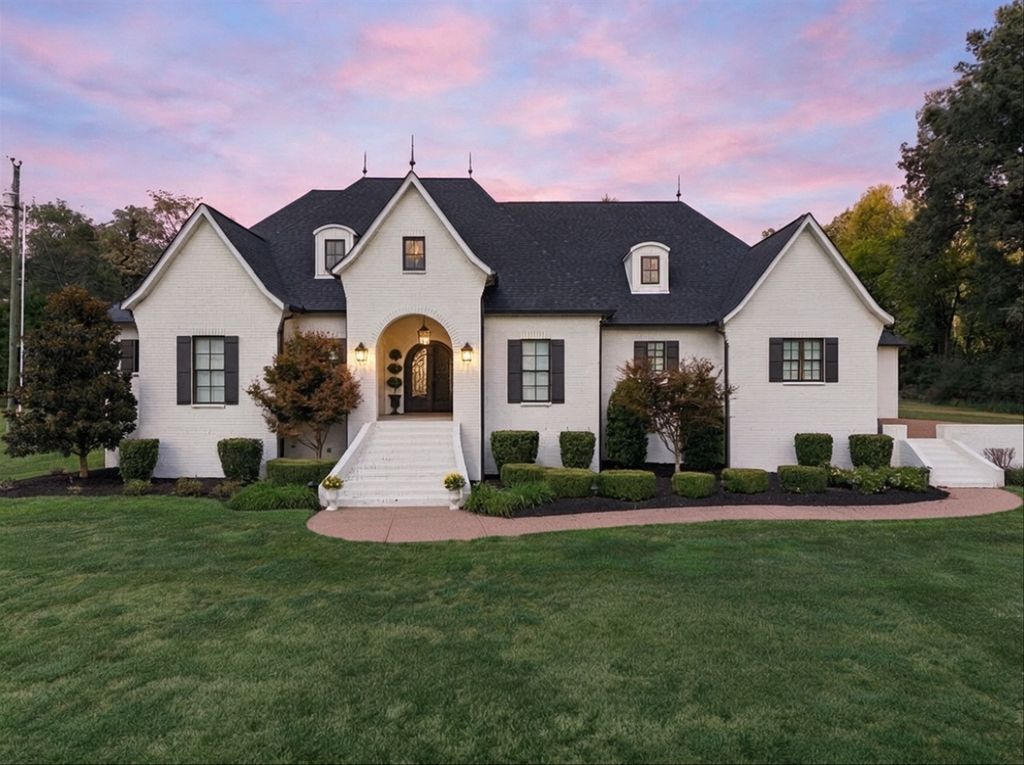 9455 Coles Ferry Pike, Lebanon