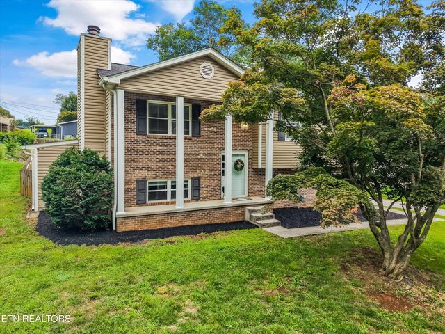 9315 Barrington Blvd, Knoxville