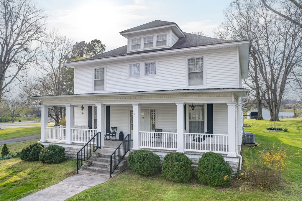 317 N Main St, Cornersville
