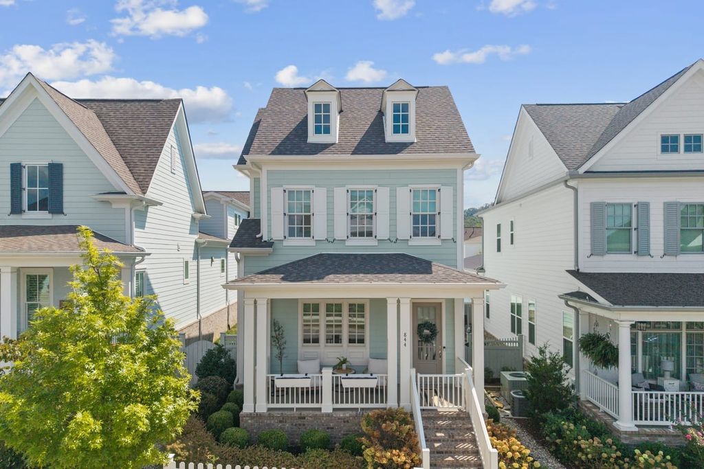 844 Horizon Dr, Franklin